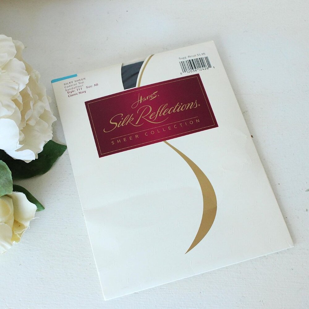 Vintage 1990s 2000s Pantyhose, New NOS, Hanes Classic Navy, Size A-B